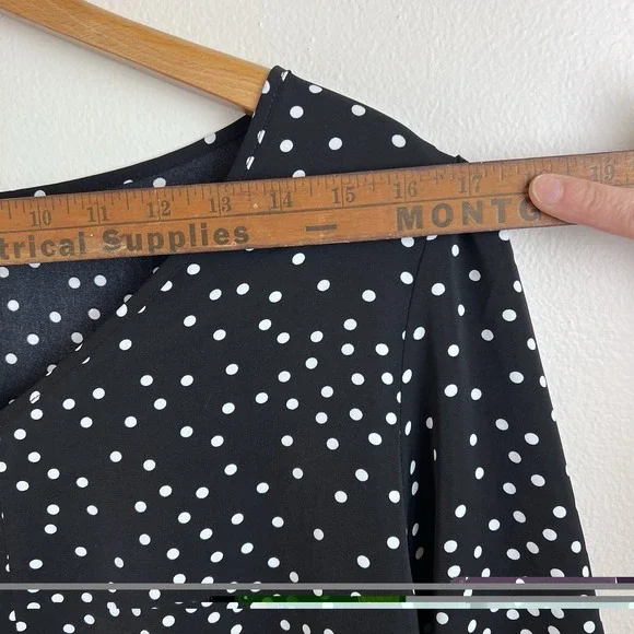 Black Women's Blouse Classy Polka Dot Shirt Dressy Work Flattering Size Large - Picture 10 of 16
